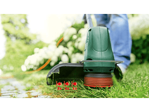 Aparador de Relva EasyGrassCut 23 BOSCH