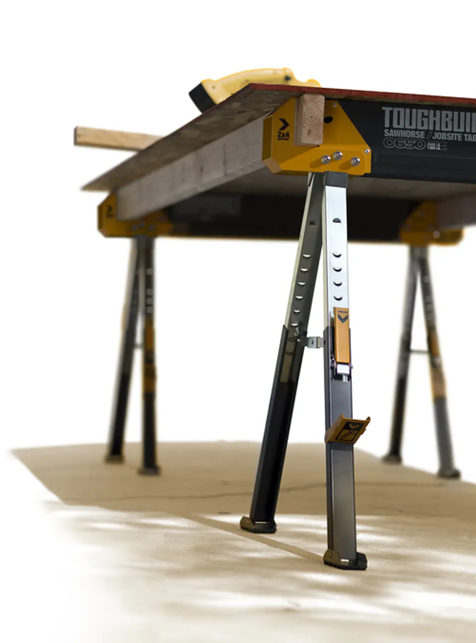 Cavalete/Mesa de Trabalho Dobrável Metalico (2 Uni) TB-C650 TOUGHBUILT  2