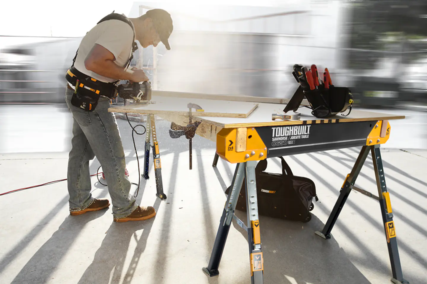 Cavalete/Mesa de Trabalho Dobrável Metalico (2 Uni) TB-C650 TOUGHBUILT  3