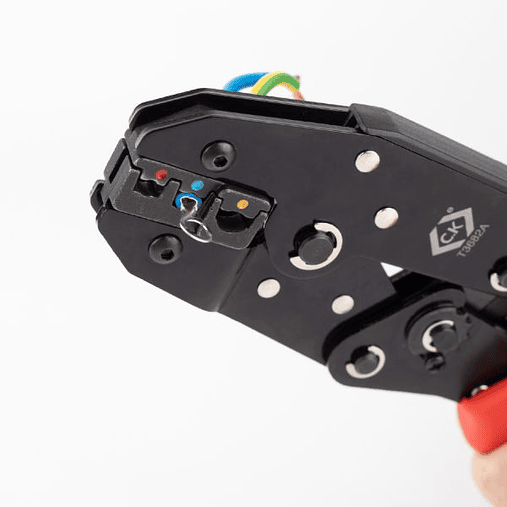 Alicate de Cravar terminais olhal isolados c/ roquete 0.5 - 6.0mm² T3682A CK TOOLS 2