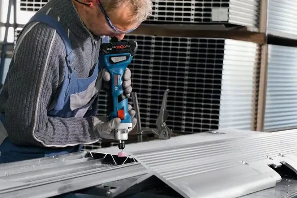 Retificadora direita sem fio GGS 18V-20 BOSCH 4