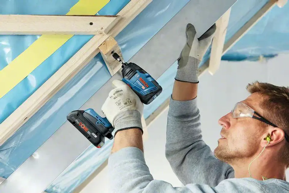 Aparafusadora de Impacto sem fio GDR 18V-210 C + 2 Baterias ProCORE18V 4.0Ah BOSCH 5