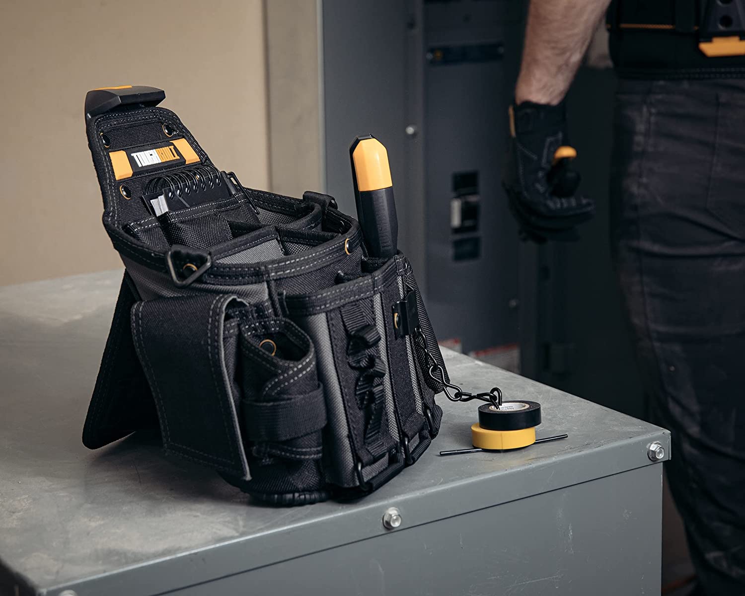 Bolsa para Electricista com alça de ombro MASTER TB-CT-104 TOUGHBUILT 5