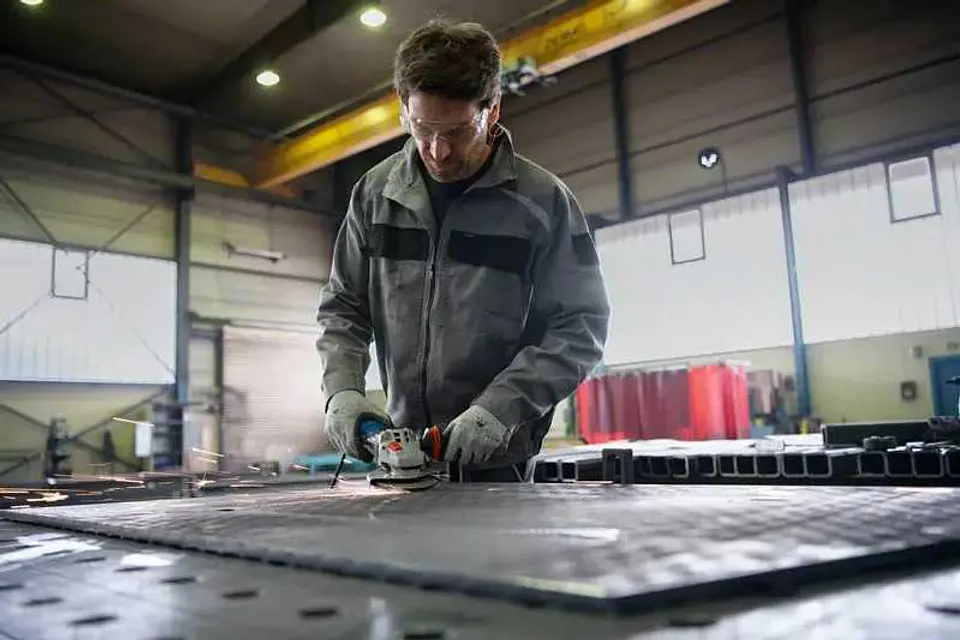 Rebarbadora pequena 1.400W  com regulador de velocidade GWS 14-125 S BOSCH 4