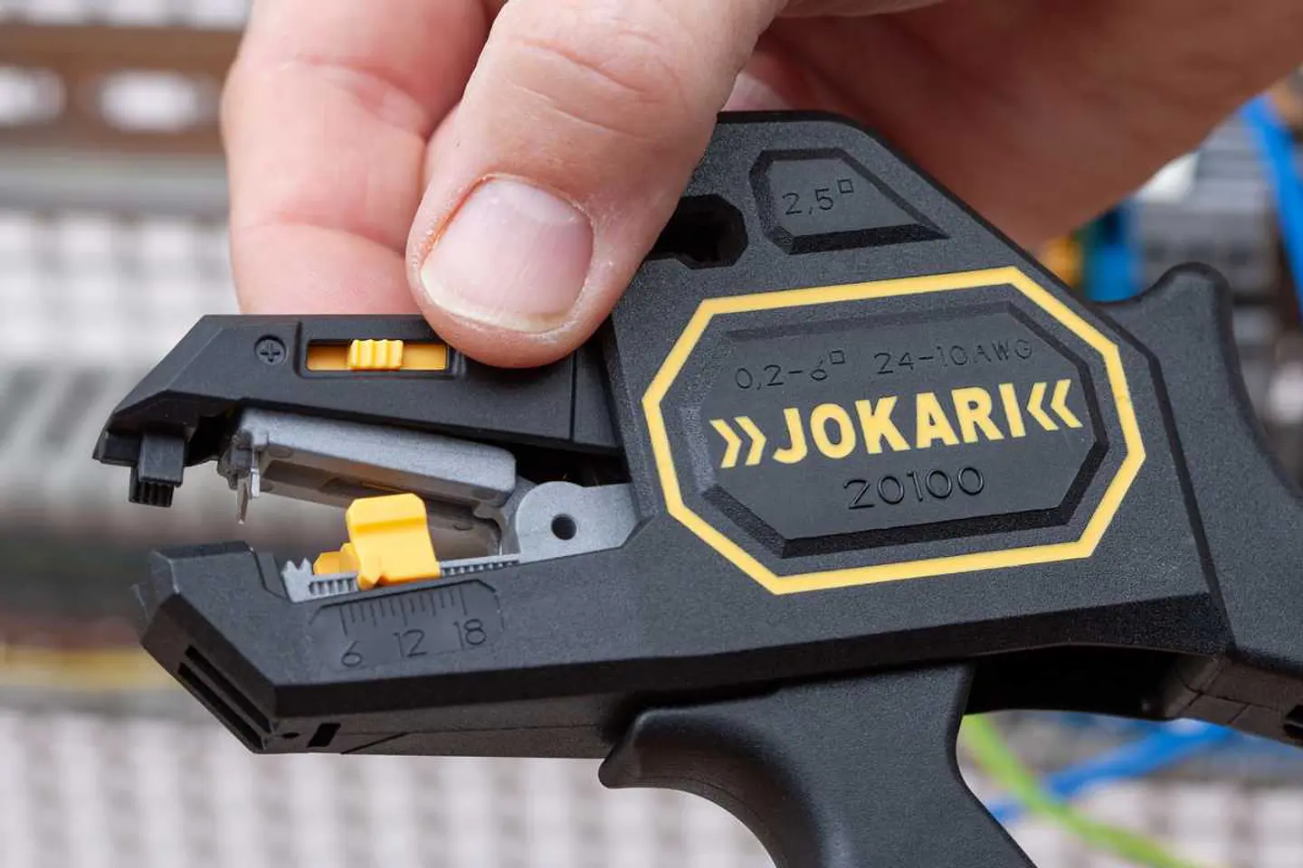 Descarnador de fios 0,2 - 6,0 mm² SECURA 2K JOKARI 3