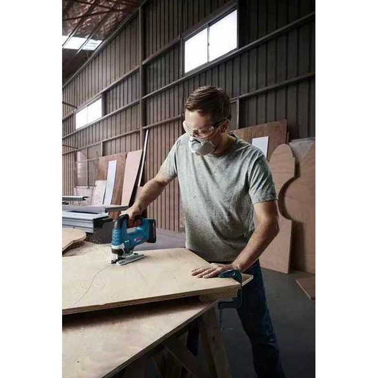 Serra vertical tico tico sem fio GST 18V-125 B + Mala L-BOXX 136 BOSCH 4