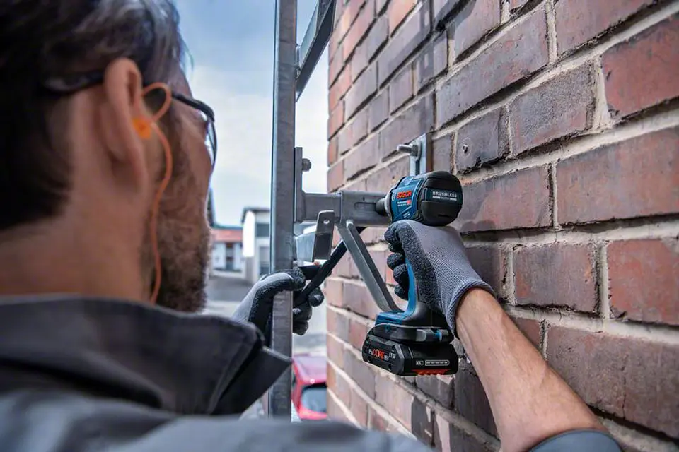 Aparafusadora de impacto sem fio GDS 18V-330 HC BOSCH 7