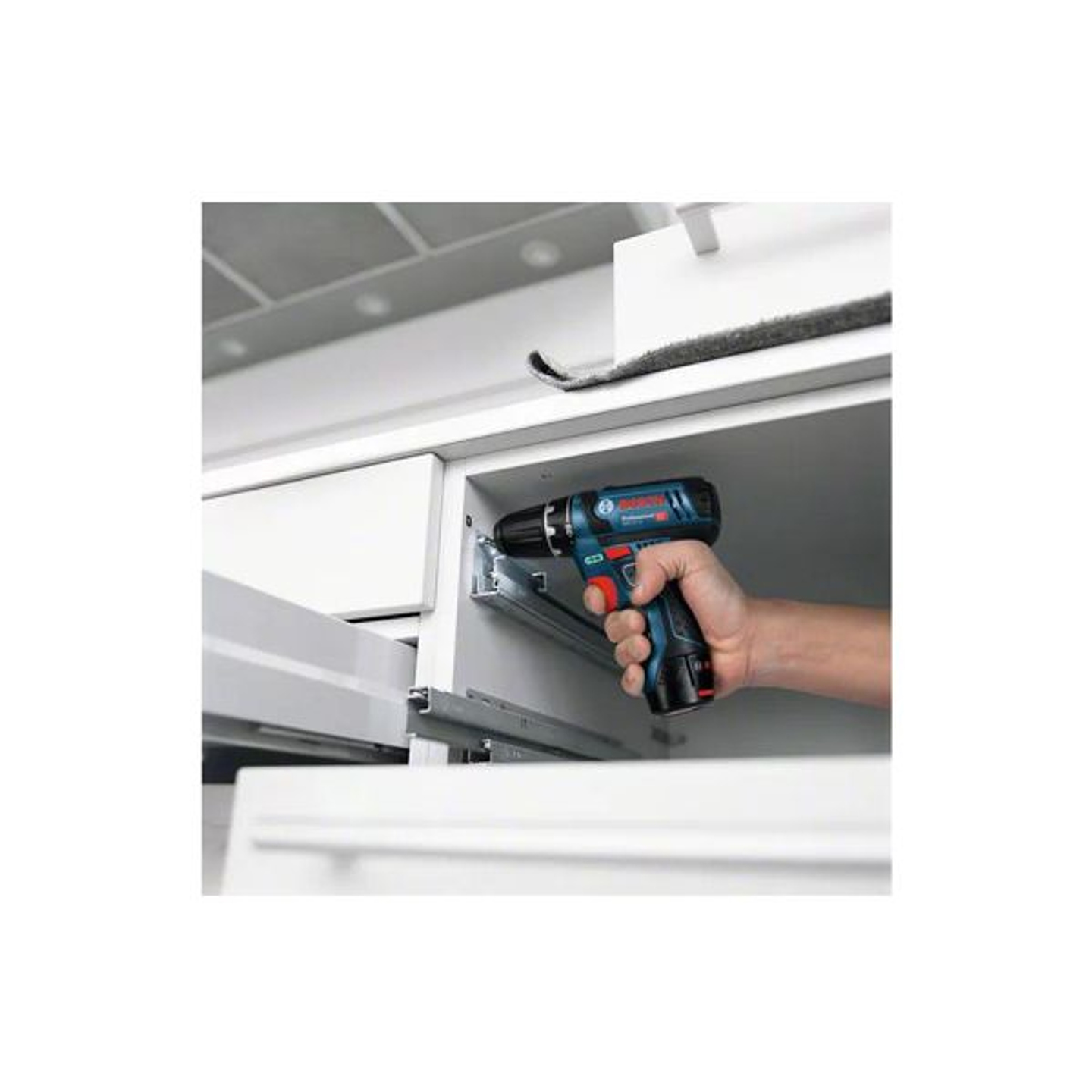 Aparafusadora sem fio GSR 12V-15 + 2 BATERIAS DE 2.0 AH BOSCH 3