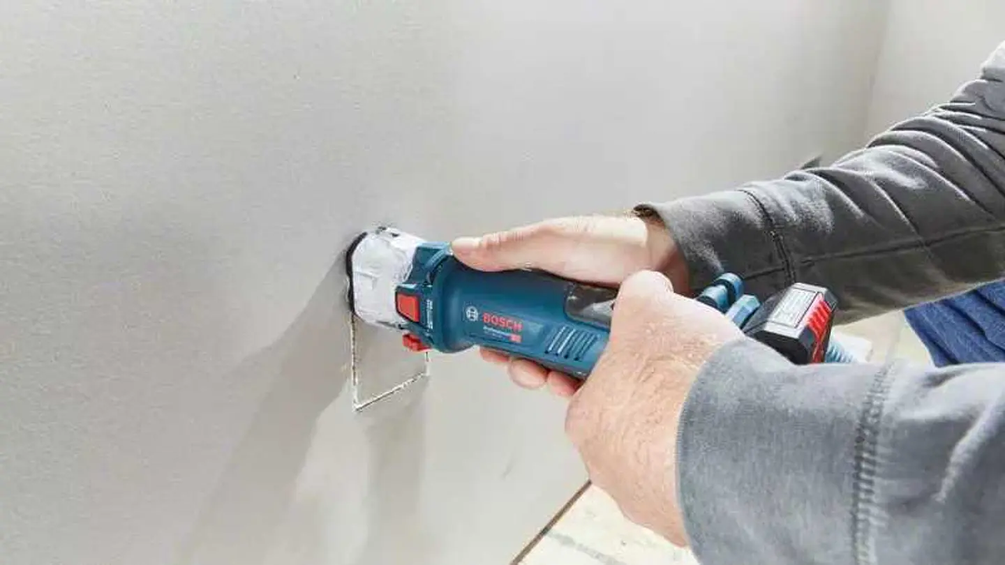 Tupia para Gesso Cartonado GCU 18V-30 + Mala L-BOXX BOSCH 4