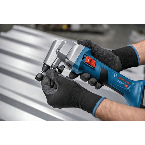 Roedora sem fio GNA 18V-16 E + 2 baterias ProCORE18V 4.0Ah BOSCH 6