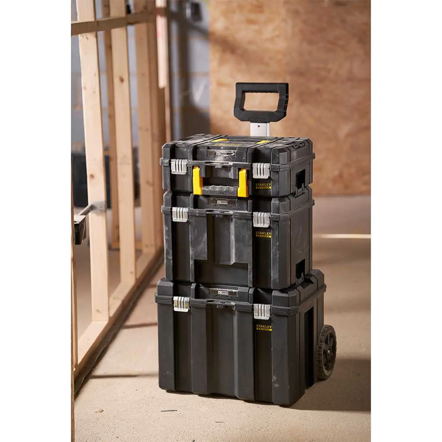 Torre 3 em 1 FATMAX PRO-STACK FMST75753-9 STANLEY 2