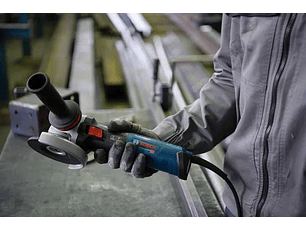 Rebarbadora pequena 1.700W com regulador de velocidade GWS 17-125 S INOX BOSCH