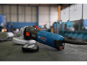 Rebarbadora pequena 1.700W com regulador de velocidade GWS 17-125 S BOSCH