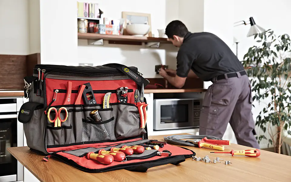 Bolsa de herramientas para técnico 17'' MA2630 C.K. MAGMA 4