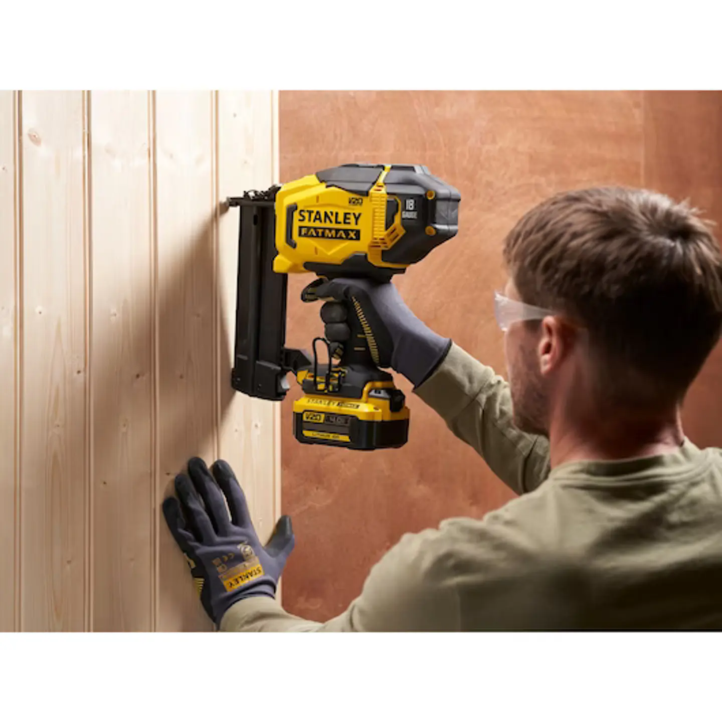 Pregadora de Acabamento V20/18V 1,2mm (18Ga) SFMCN618B FATMAX STANLEY 3