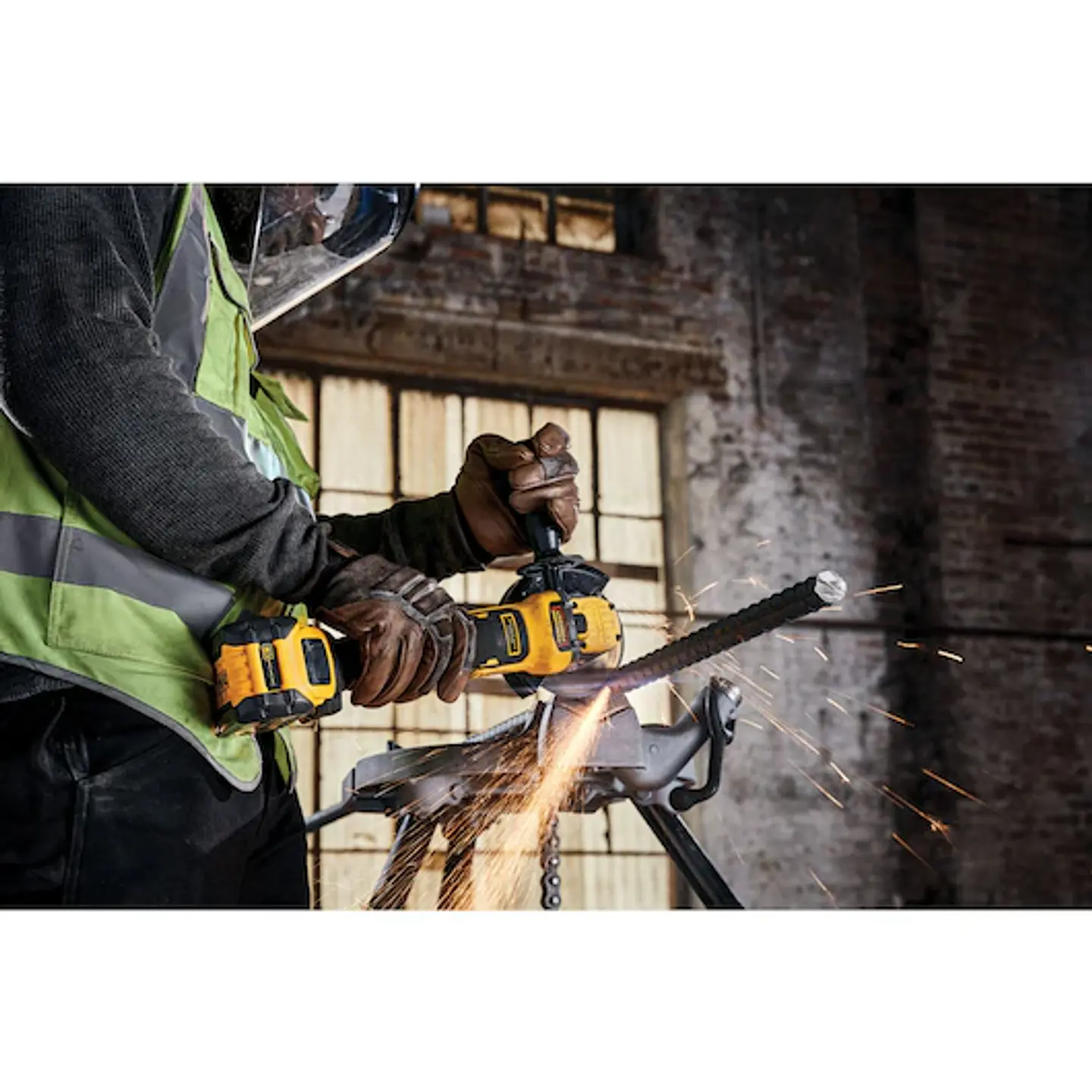 Rebarbadora sem Escovas FLEXVOLT XR18V 125mm DCG409T1 DEWALT 3