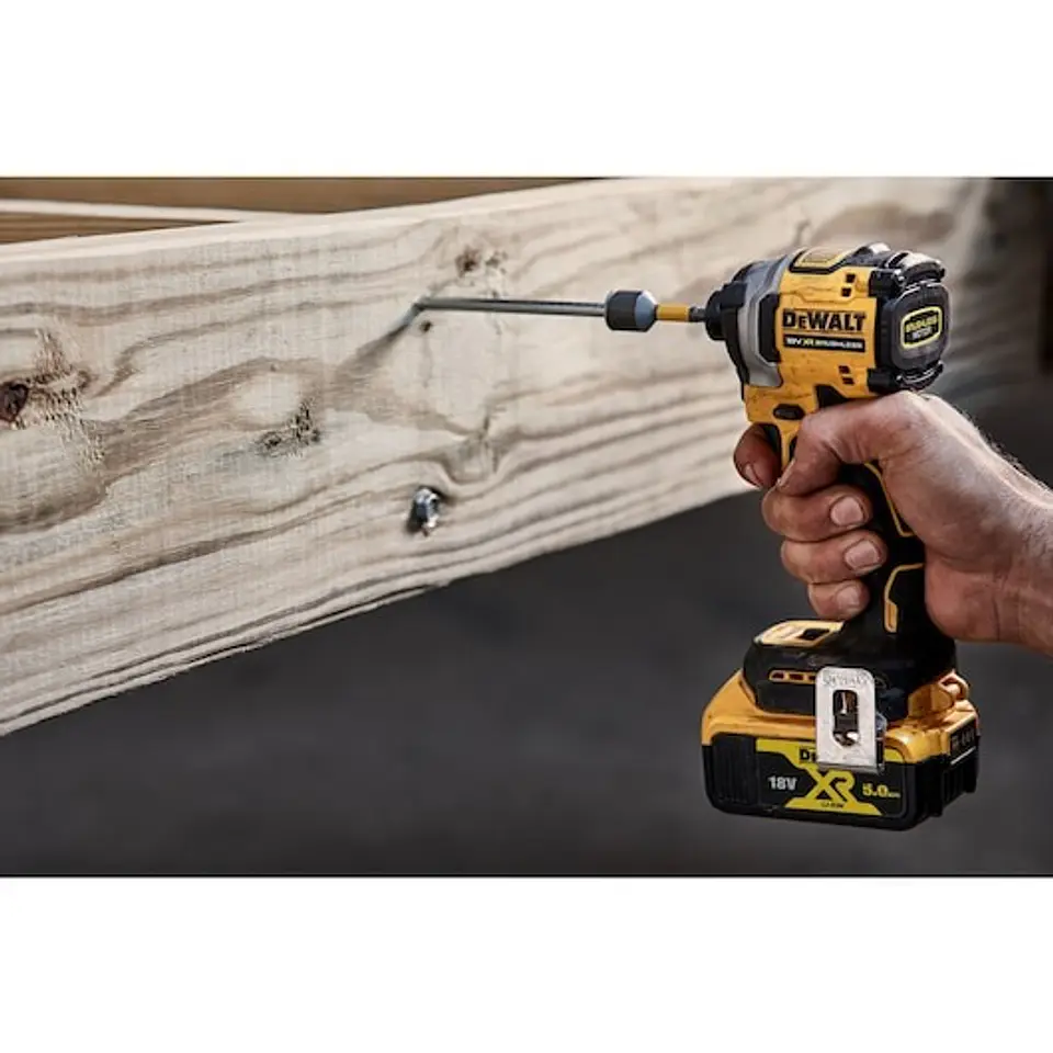 Aparafusadora de impacto sem escovas XR 18V + 2 Baterias 18V 5.0Ah DCF850P2T DEWALT 5