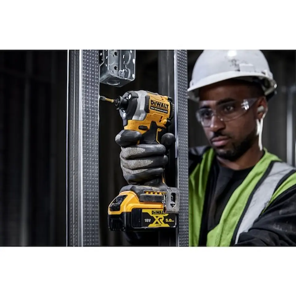 Aparafusadora de impacto sem escovas XR 18V + 2 Baterias 18V 5.0Ah DCF850P2T DEWALT 6