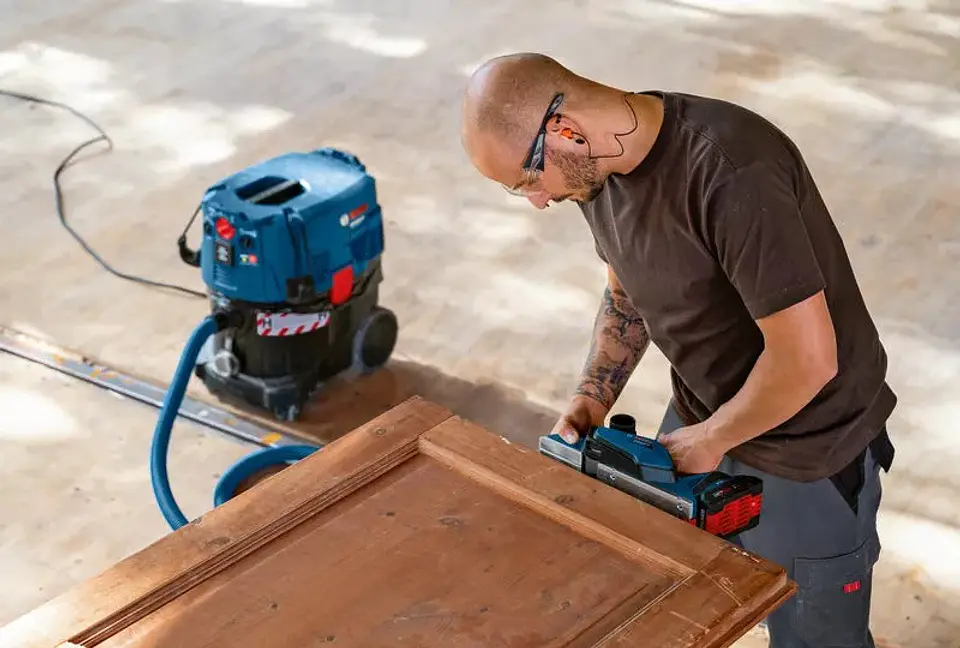 Plaina sem fio GHO 18V-26 BOSCH 4
