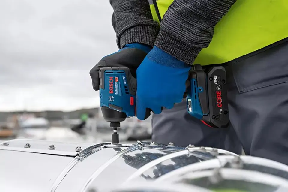 Aparafusadora de impacto GDR 18V-220 C + Mala L-BOXX BOSCH 10