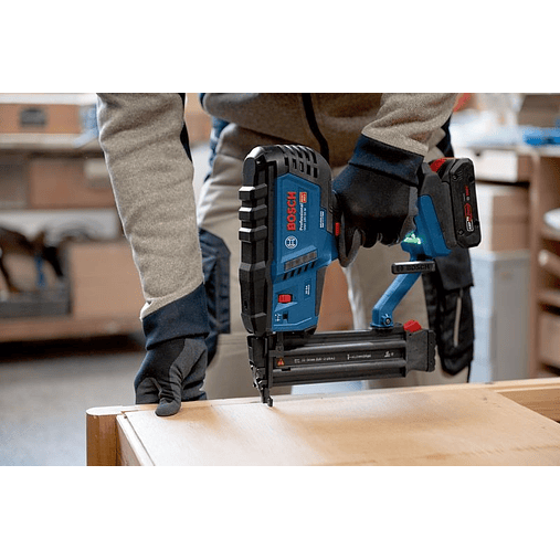 Pistola de pregos sem fio para madeira GNH 18V-50 M + Mala L-BOXX 238 BOSCH 6