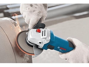 Rebarbadora pequena GWS 7-115 + Disco de Diamante Standard Universal BOSCH