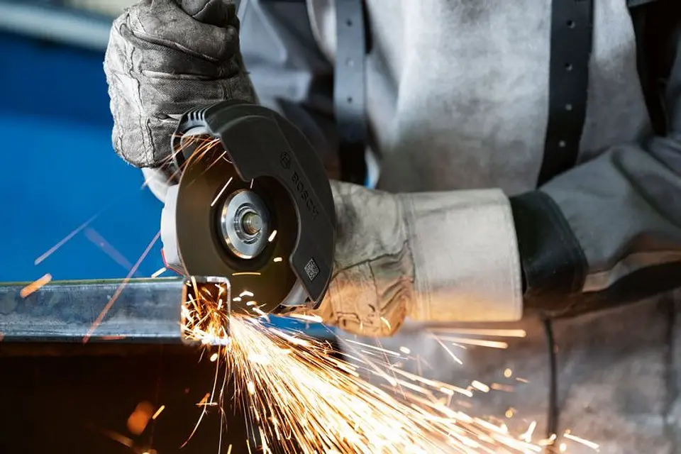 Rebarbadora pequena 125mm 1.200W + Disco Diamante + Mala GWS 12-125 BOSCH 4