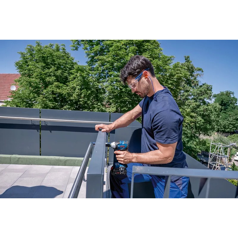 Aparafusadora de impacto sem fio 3/8'' GDS 18V-320 C BOSCH 3