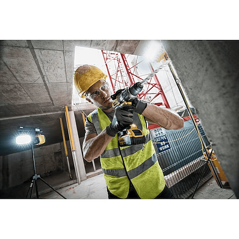 Berbequim com Percussão sem Fio XR18V XRP DCD996NT DEWALT