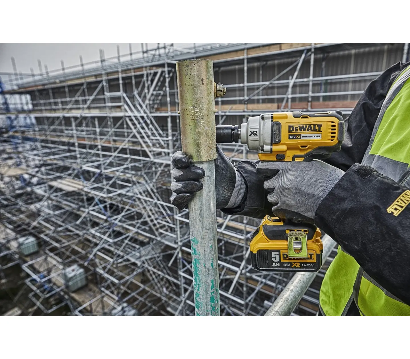 Chave de Impacto sem Escovas XR 18V 1/2