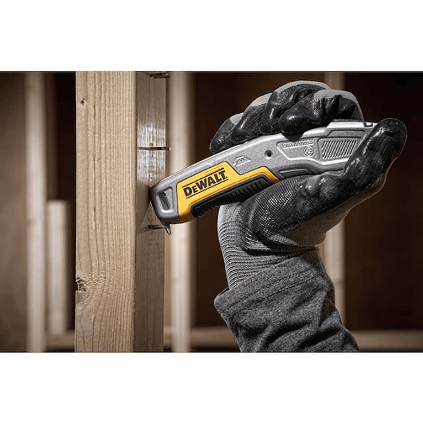 X-Ato/Faca Retráctil DWHT10054-0 DEWALT 6