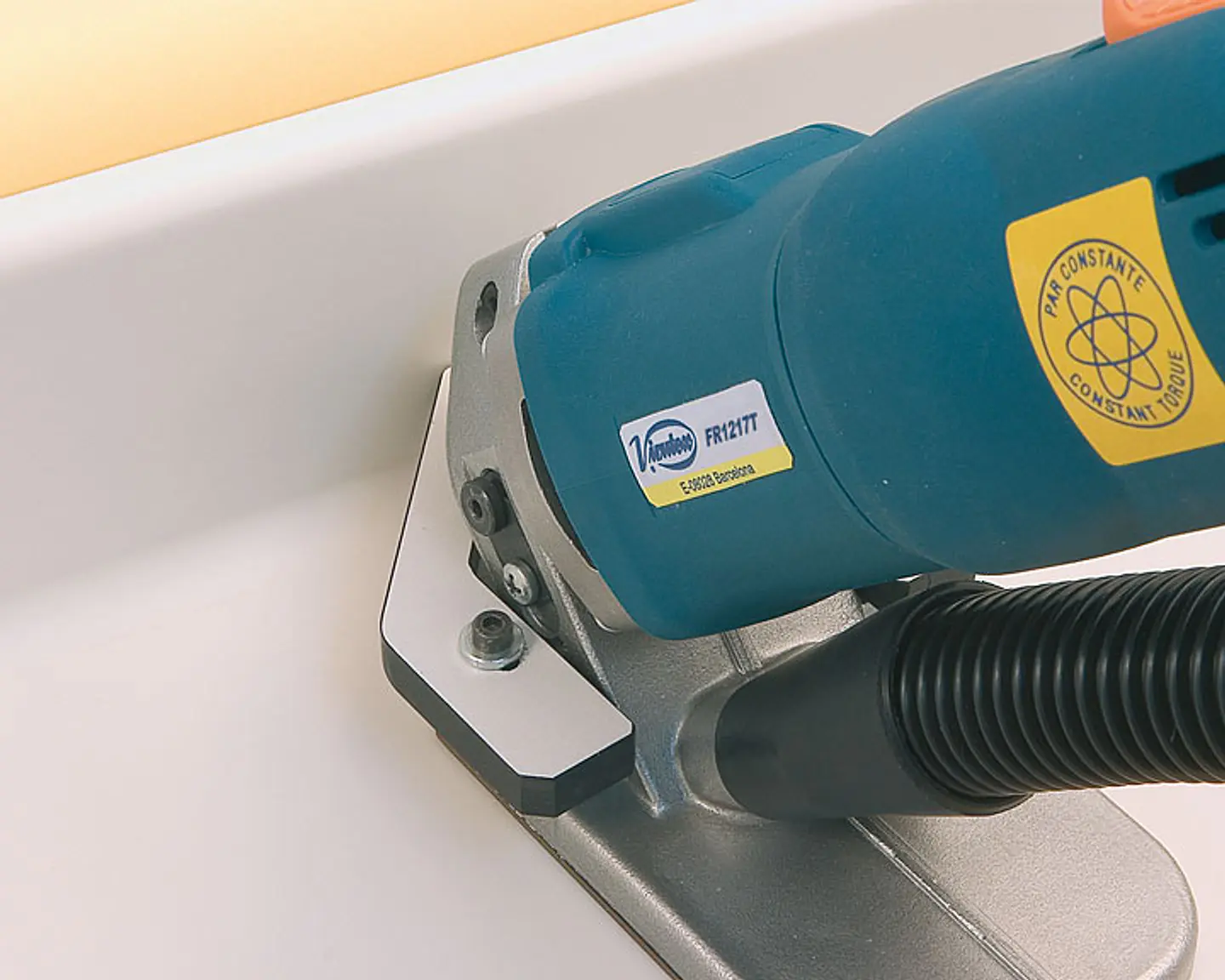 Fresadora de Cantos de 750W FR217S VIRUTEX (EXCLUSIVO ONLINE) 2
