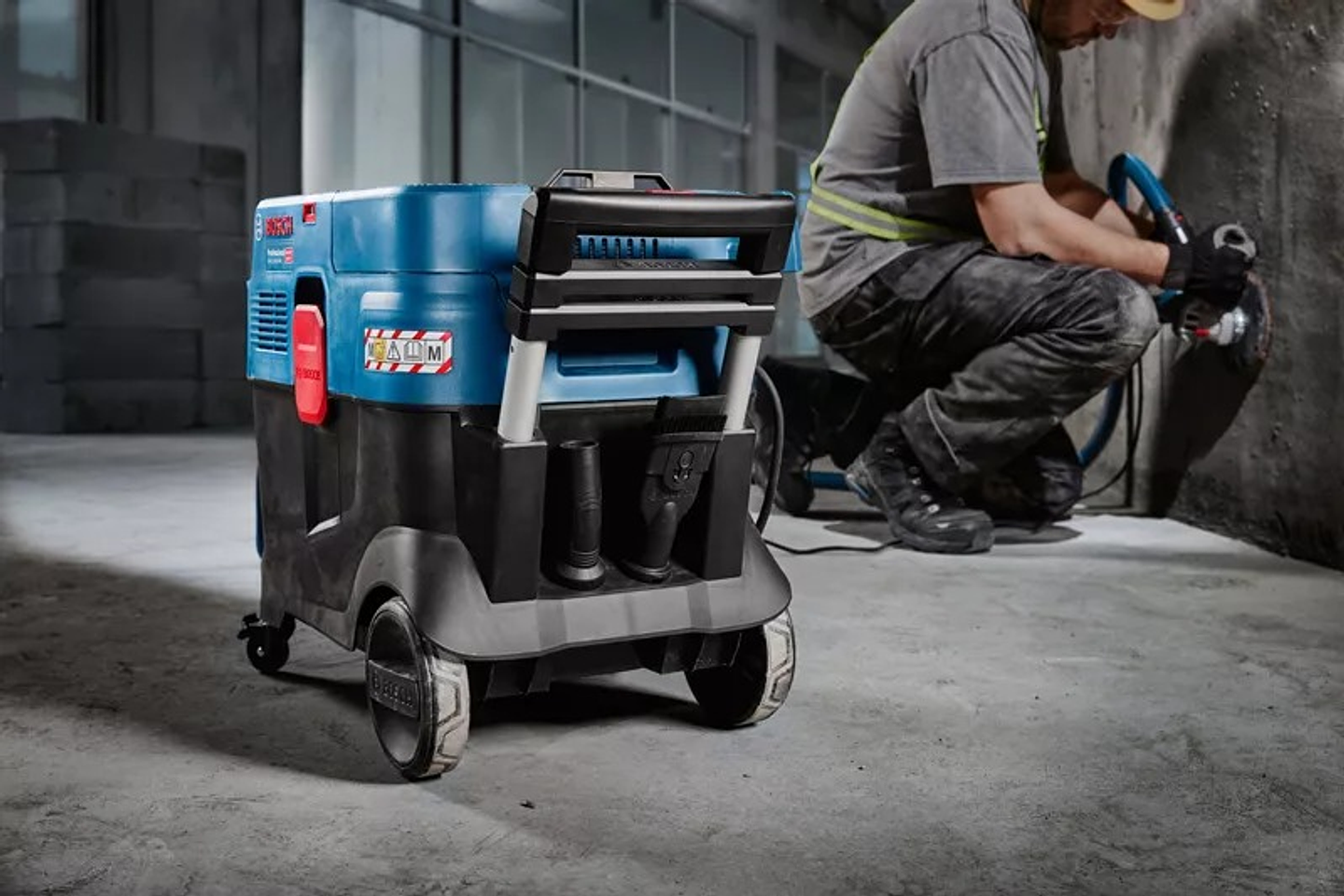 Aspirador universal GAS 12-40 MA BOSCH 7