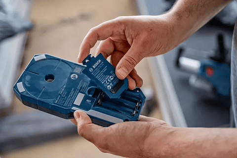 Detetor de materiais GMS 120-27 com 2 pilhas (AA) + Bolsa BOSCH