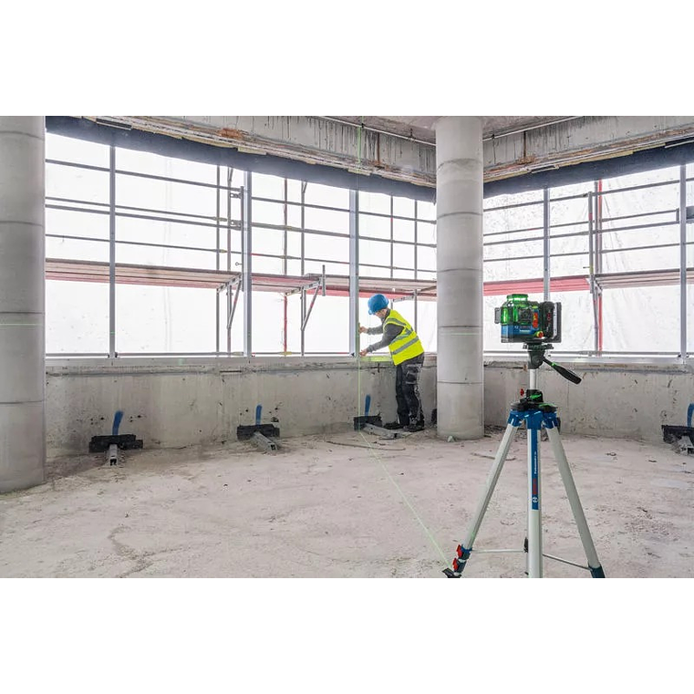 Nivel laser 3 Linhas Verdes GLL 18V-120-33 CG + 1 Bateria ProCORE18V 4.0Ah + Carregador BOSCH 3