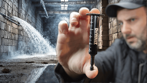 Corta Tubos Interior de Diamante para PVC/PEX 34mm DT20563 DEWALT