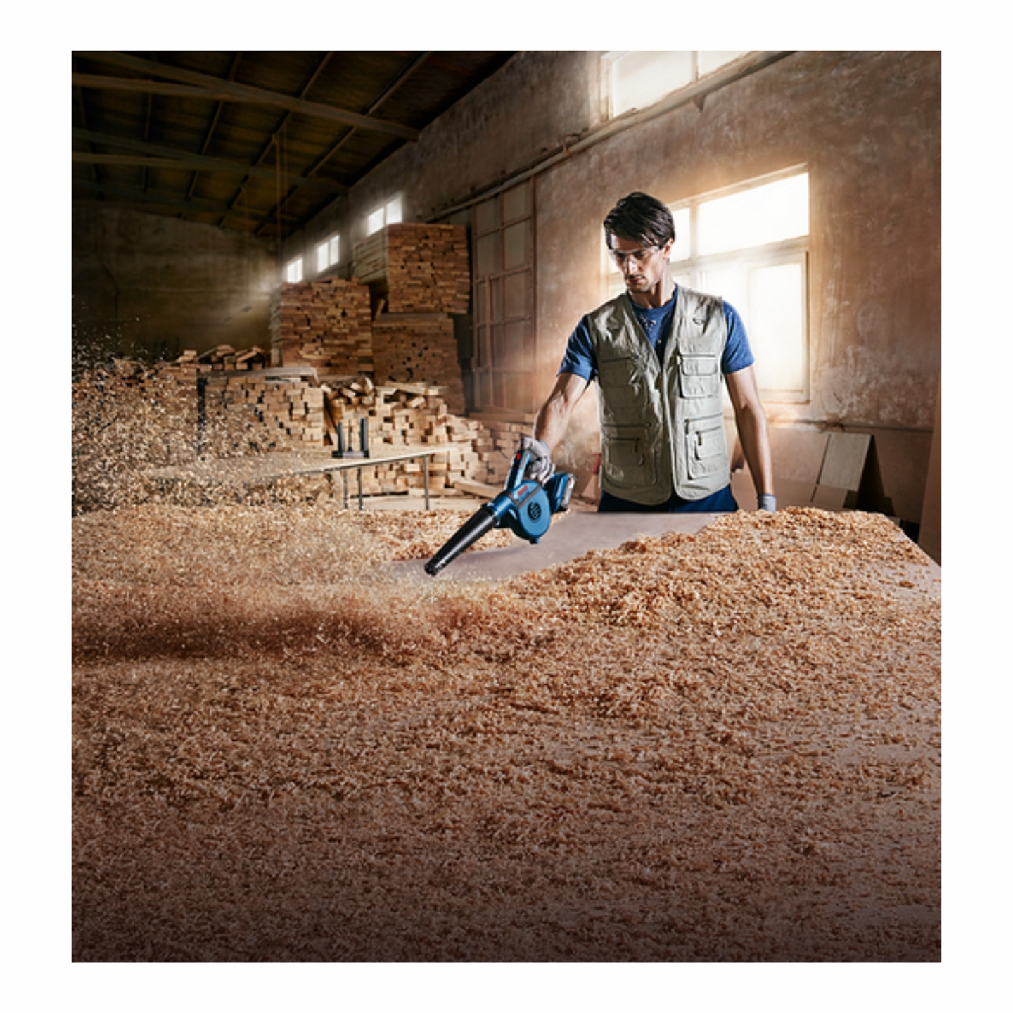 Soprador de limpeza a bateria GBL 18V-120 BOSCH 4