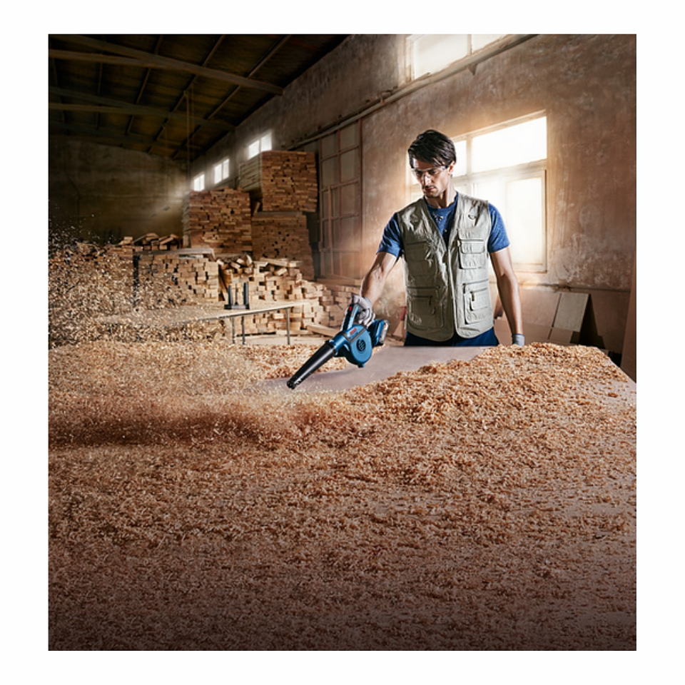 Soprador de limpeza a bateria GBL 18V-120 BOSCH 4