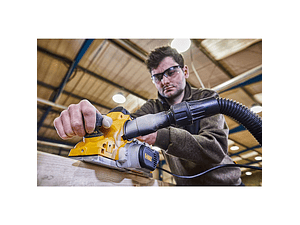 Plaina de 82mm de 1050W D26500 DEWALT