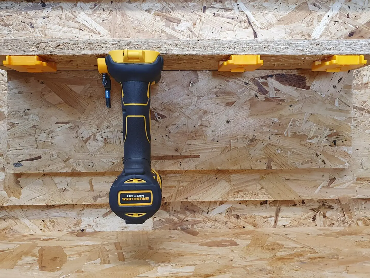 Suporte para Aparafusadoras Dewalt XR18V e Flexvolt TM-DW18-YLW-4LF STEALTHMOUNTS (4 Uni.) 2