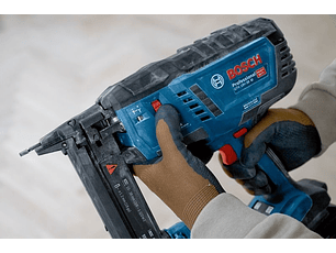 Agrafador para madeira sem fio GTH 18V-38 M BOSCH