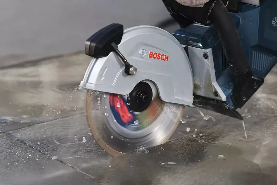 Cortadora de Betão sem fio GCS 18V-230 BOSCH 5