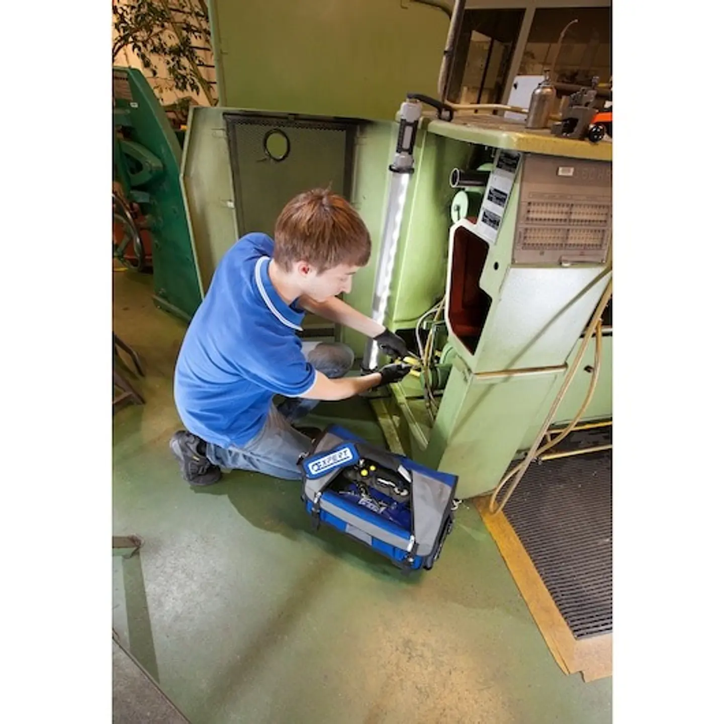 Mala para ferramenta 20'' em tecido resistente E010601 EXPERT by FACOM 9