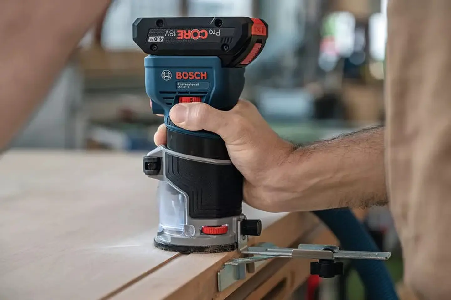 Minitupia sem fio GKF 18V-8 + Mala L-BOXX 238 + Acc BOSCH 7