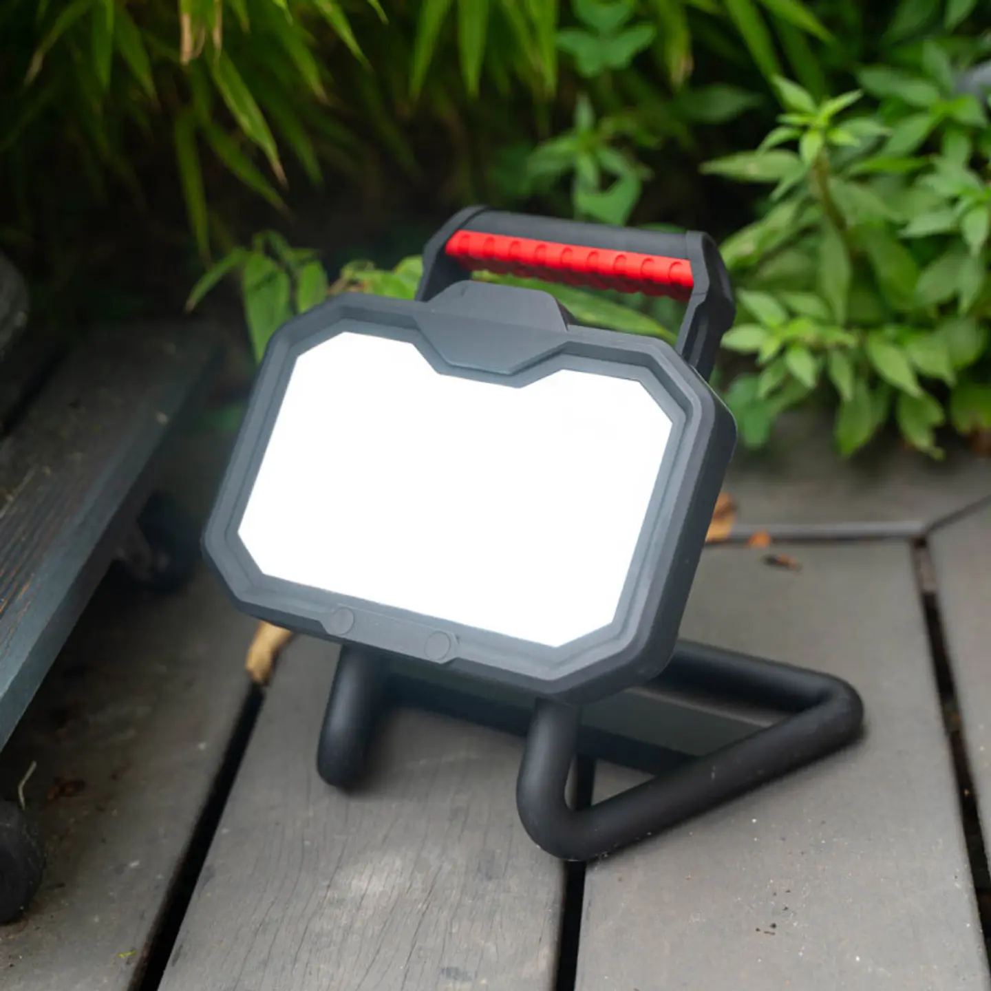 Projetor Led com Bateria 3,7V de 2300 Lúmens EG-PRAR20WRV23 XANLITE 4