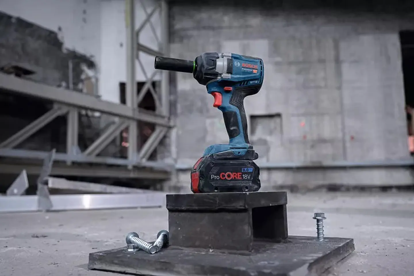 Aparafusadora de impacto sem fio GDS 18V-750 C + 2x Baterias 18V 5.0Ah BOSCH 7