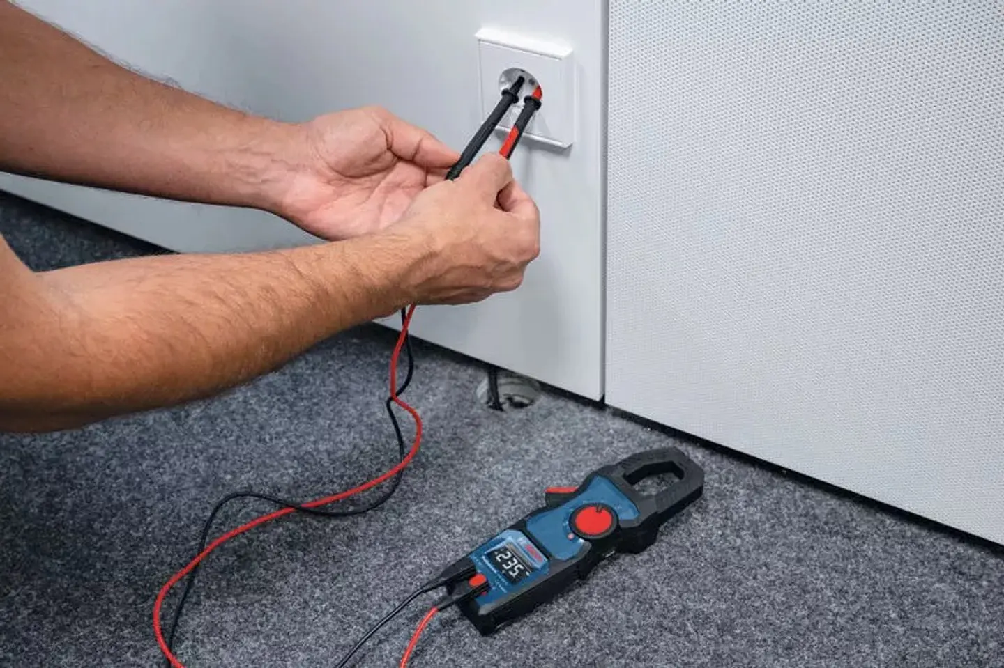 Pinça de medição da corrente GMC 600-15 BOSCH 4