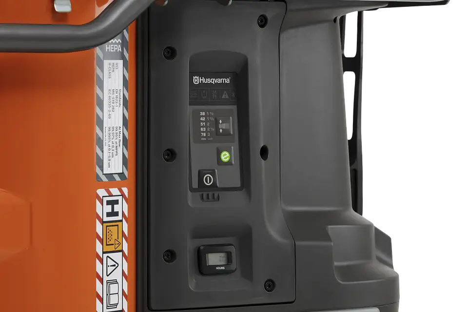 Aspirador de Pó e Lama 230V DE 130 H HUSQVARNA 4