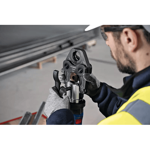 Ferramenta de prensagem sem fio GPT 18V-32 + SET 3 Mordentes TH 16 / 20 / 26 BOSCH 6