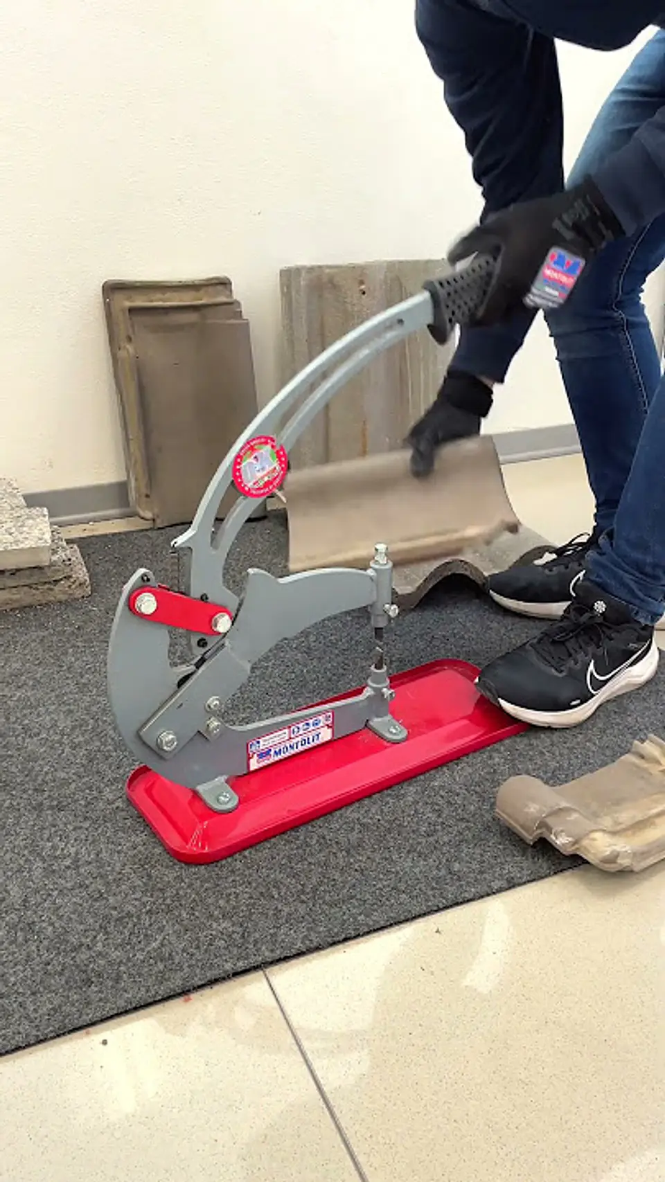 Cortadora de Telhas Manual 42 MONTOLIT 2